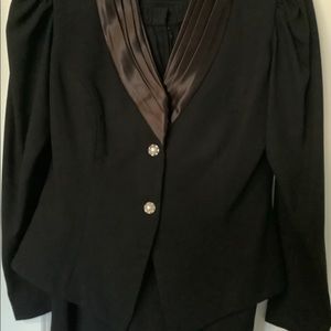 Satin collared holiday suit.